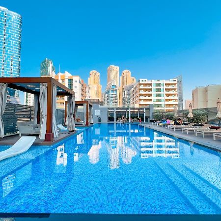 Fam Living - Marina Marvel - Studio Apartment With Breathtaking Views In Studio One Tower Dubai Exterior photo