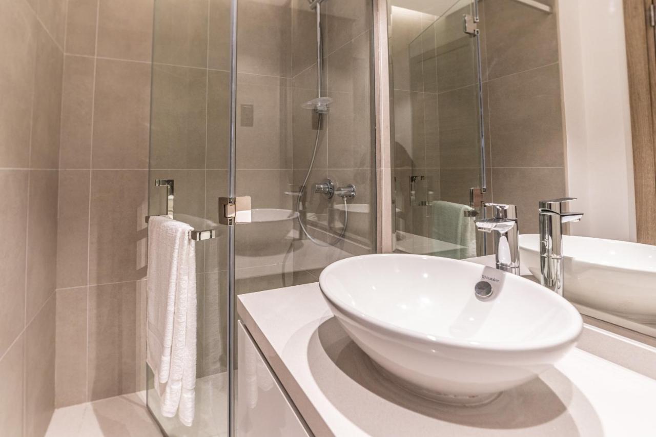 Fam Living - Marina Marvel - Studio Apartment With Breathtaking Views In Studio One Tower Dubai Exterior photo